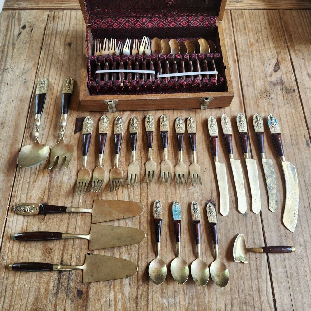 39 Pieces Beng Hwa Vintage Thai/Siam Flatware Set Teak Bronze Dessert Serving